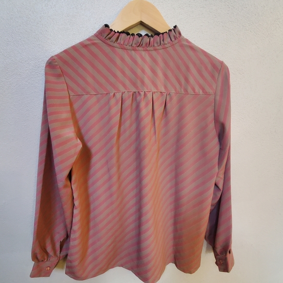 Vintage pink and tan button-up striped blouse shirt with black trim on collar -M - Picture 2 of 12